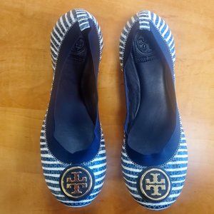Tory Burch Caroline 2 Snake-Print Ballet Flat, Navy/Ivory